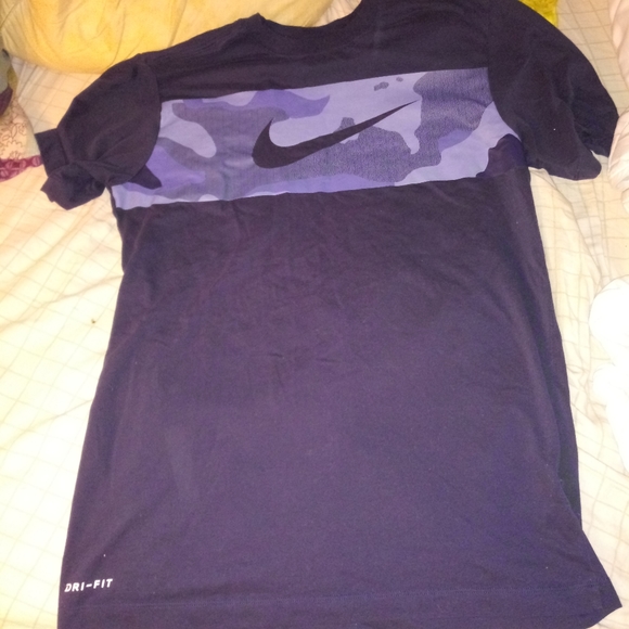 Nike Tops - Nike Dri Fit Shirt Size S